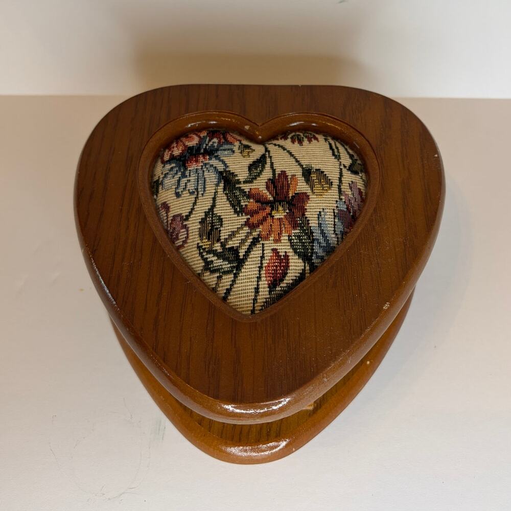 Vintage Heart Shaped Wooden Jewelry Box Floral Needlepoint Trinket Box - Picture 2 of 7
